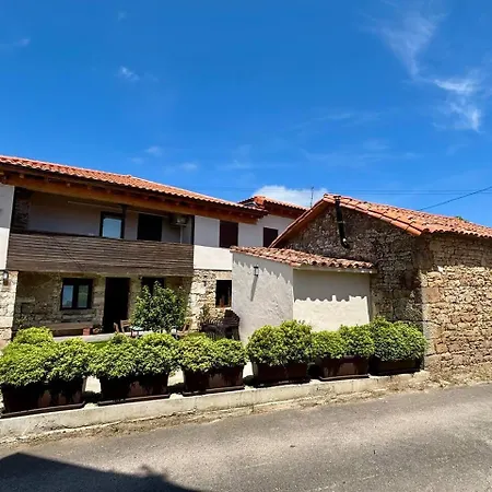 펜션 La Casita De Lastres 2 *