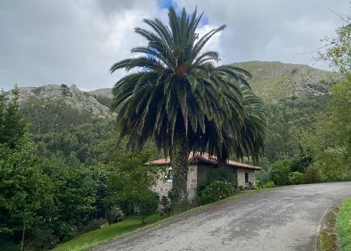 La Casina De Lastres 2 *